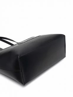 Chiara Ferragni eyelike logo shoulder bag