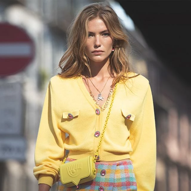 Chiara Ferragni Online Shop -Chiara Ferragni Online Shop sided image2 mob dc6720f9 755a 4912 9679